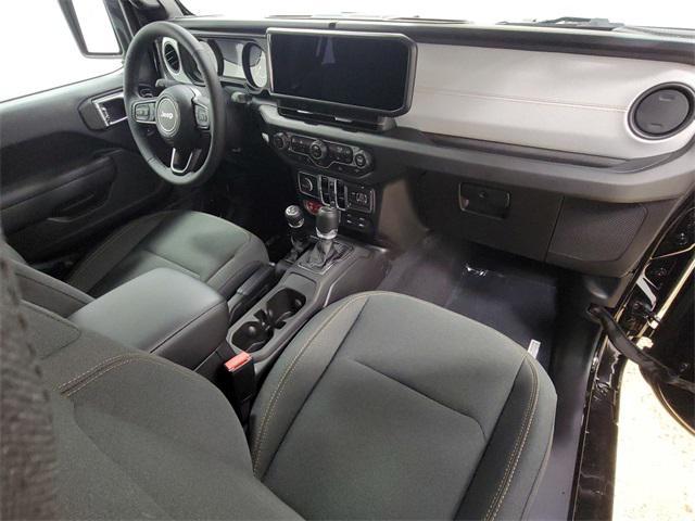 new 2025 Jeep Gladiator car, priced at $43,198