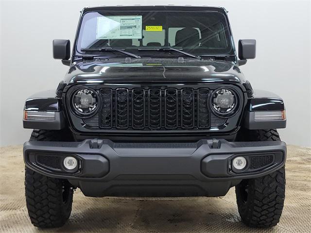 new 2025 Jeep Gladiator car, priced at $43,198