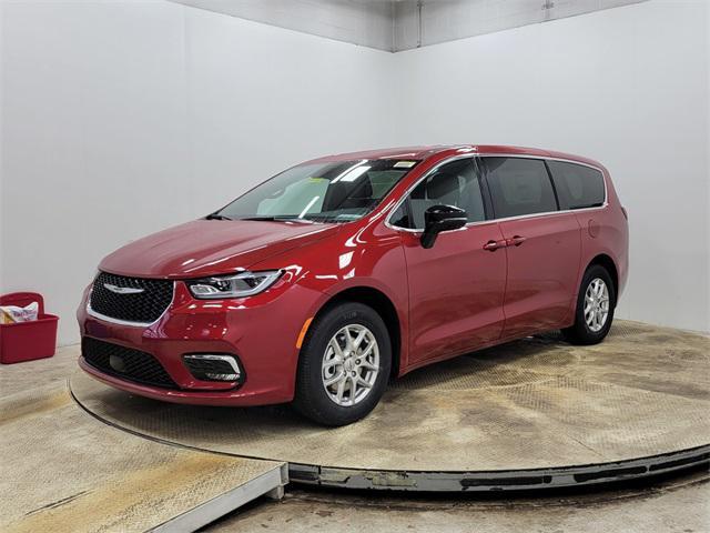 new 2025 Chrysler Pacifica car, priced at $39,990