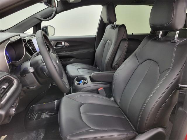 new 2025 Chrysler Pacifica car, priced at $39,990