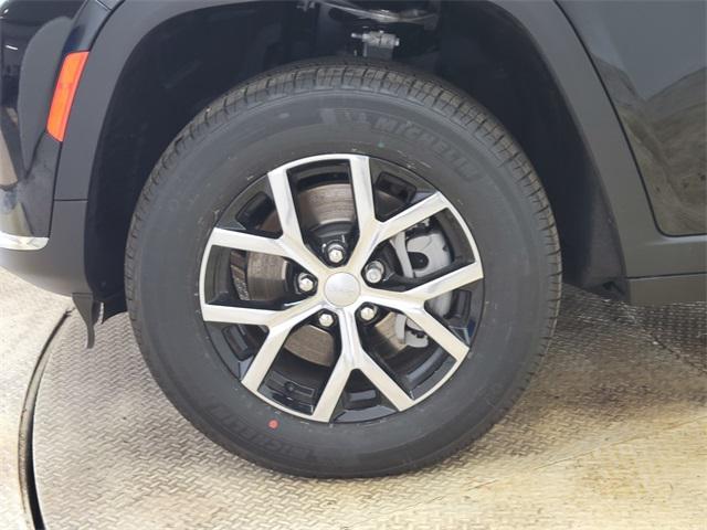 new 2025 Jeep Grand Cherokee L car, priced at $48,648