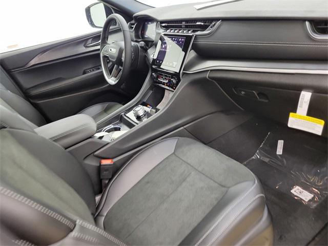 new 2025 Jeep Grand Cherokee L car, priced at $40,579