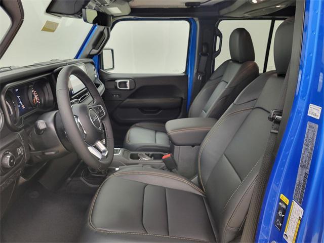 new 2025 Jeep Wrangler car, priced at $51,561