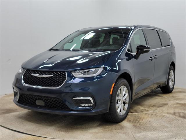 new 2025 Chrysler Pacifica car, priced at $44,990