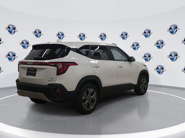 used 2024 Kia Seltos car, priced at $22,500