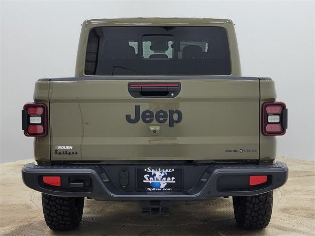 new 2025 Jeep Gladiator car, priced at $44,781