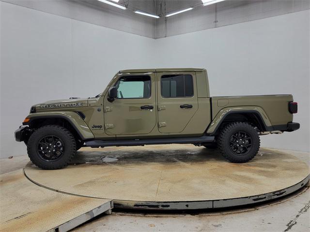 new 2025 Jeep Gladiator car, priced at $44,781