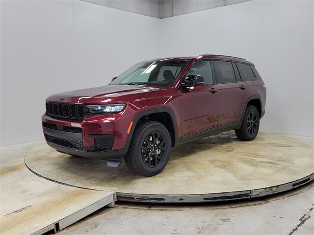 new 2025 Jeep Grand Cherokee L car, priced at $42,579