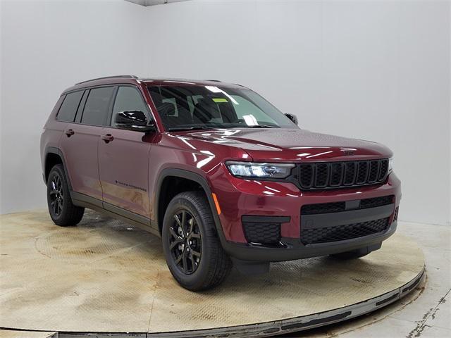 new 2025 Jeep Grand Cherokee L car, priced at $42,579