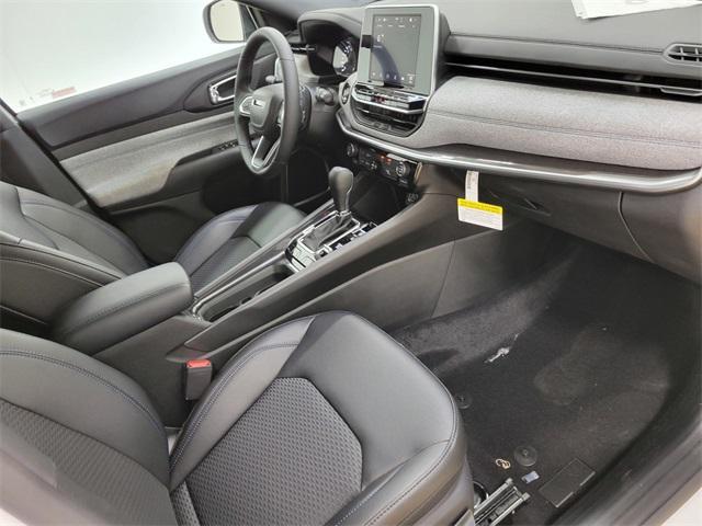 new 2025 Jeep Compass car, priced at $27,990