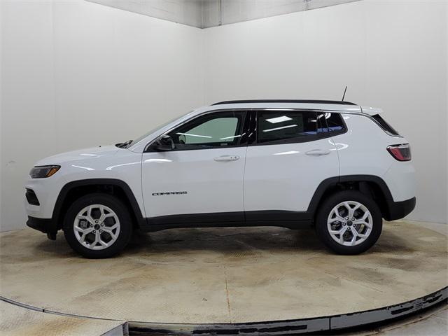 new 2025 Jeep Compass car, priced at $27,990