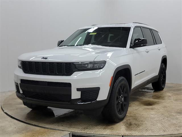 new 2025 Jeep Grand Cherokee L car, priced at $43,017