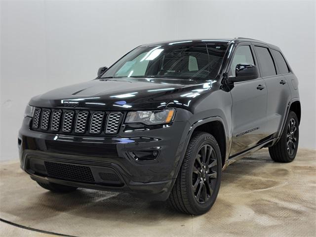 used 2022 Jeep Grand Cherokee car, priced at $29,990