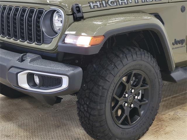new 2025 Jeep Gladiator car, priced at $43,386