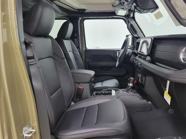 new 2025 Jeep Gladiator car, priced at $43,386