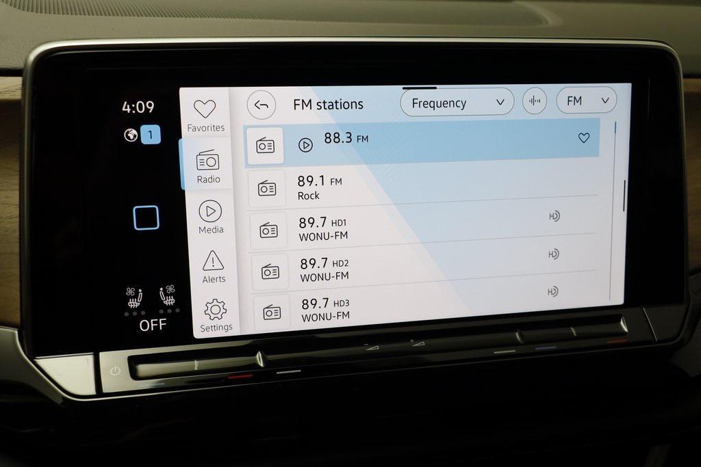 new 2025 Volkswagen Atlas car