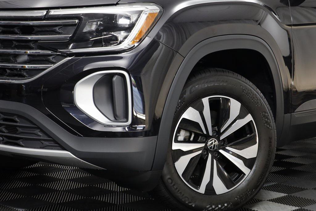 new 2025 Volkswagen Atlas car