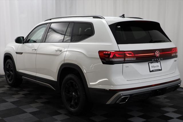 new 2025 Volkswagen Atlas car, priced at $45,404