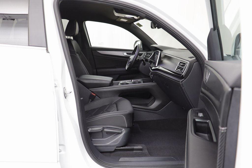 used 2025 Volkswagen Atlas Cross Sport car, priced at $34,603