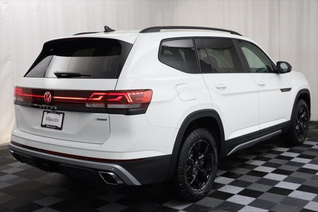 new 2025 Volkswagen Atlas car, priced at $45,404