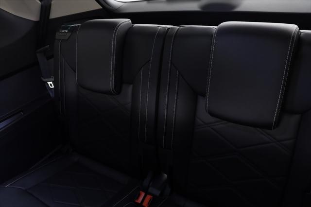new 2025 Volkswagen Atlas car, priced at $43,963