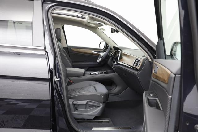 new 2025 Volkswagen Atlas car, priced at $43,963
