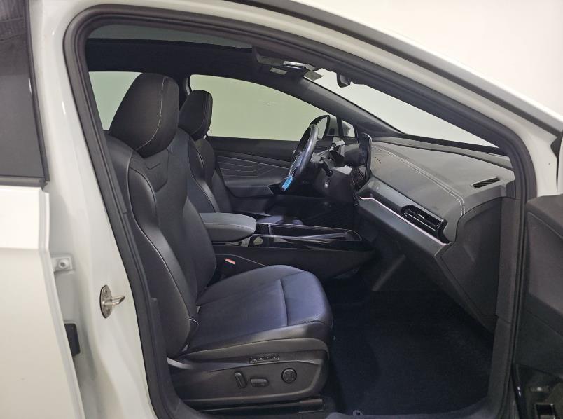 used 2023 Volkswagen ID.4 car, priced at $24,547