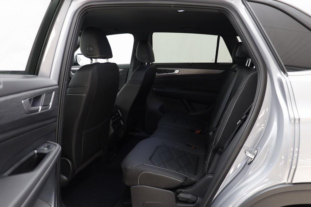 new 2025 Volkswagen Atlas Cross Sport car, priced at $41,732
