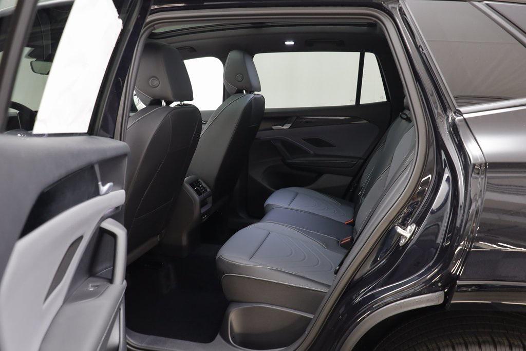 new 2025 Volkswagen Tiguan car, priced at $35,798