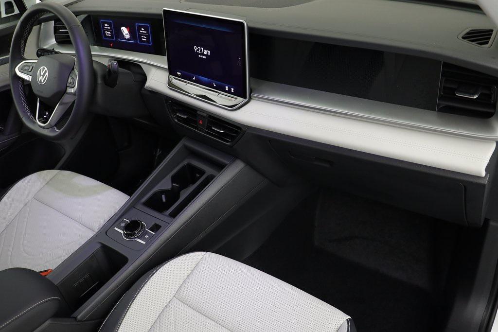 new 2025 Volkswagen Tiguan car, priced at $33,760