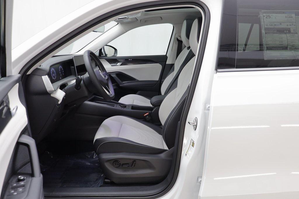 new 2025 Volkswagen Tiguan car, priced at $33,760