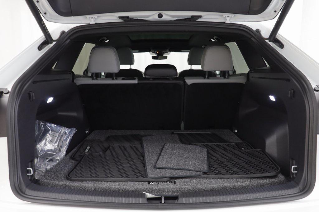 used 2025 Volkswagen Atlas Cross Sport car, priced at $41,235