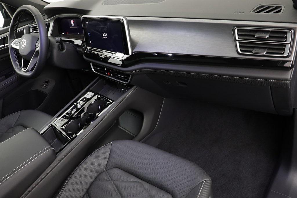 new 2025 Volkswagen Atlas Cross Sport car, priced at $43,276