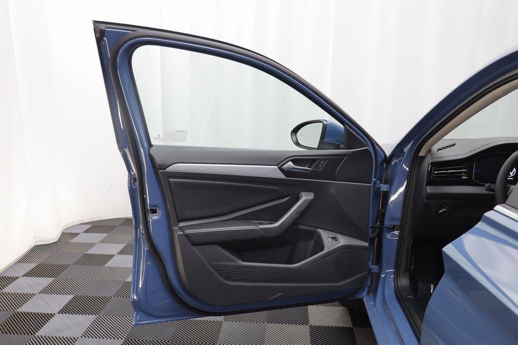 new 2025 Volkswagen Jetta car, priced at $21,778