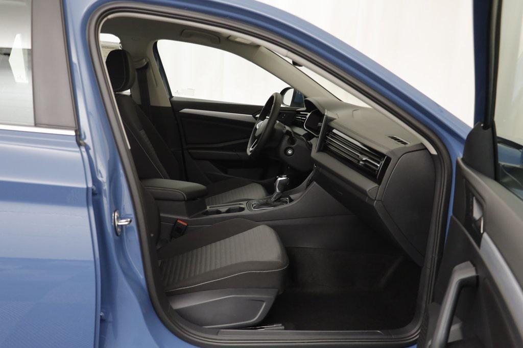 new 2025 Volkswagen Jetta car, priced at $23,778