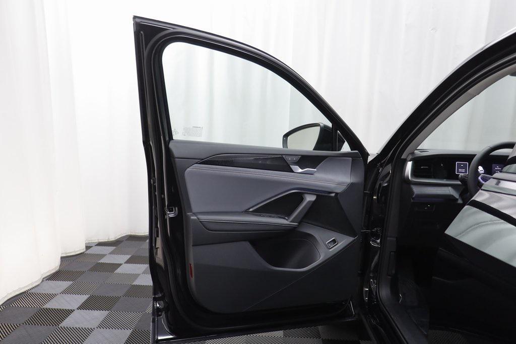 new 2026 Volkswagen Tiguan car, priced at $36,863