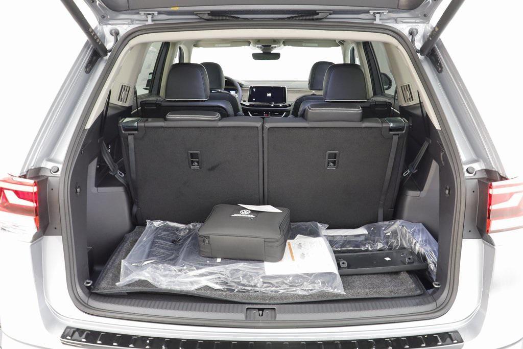 new 2026 Volkswagen Atlas car, priced at $54,279