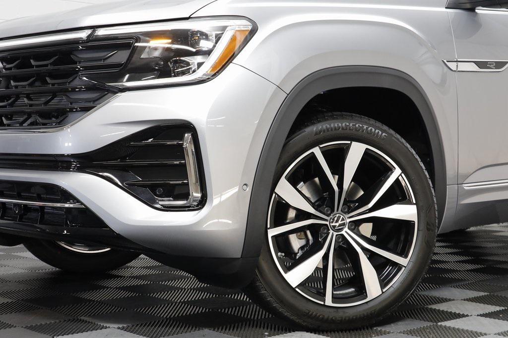 new 2026 Volkswagen Atlas car, priced at $54,279