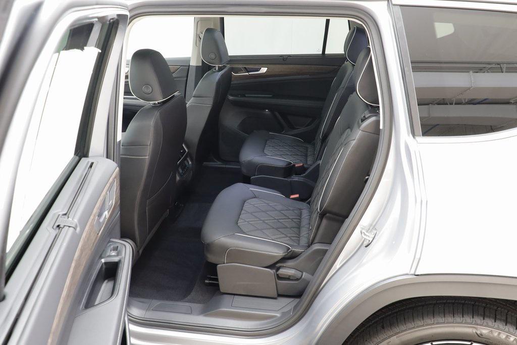 new 2026 Volkswagen Atlas car, priced at $54,279