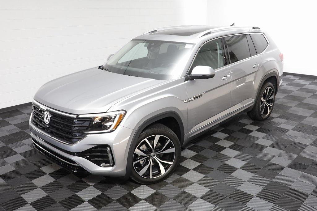 new 2026 Volkswagen Atlas car, priced at $54,279