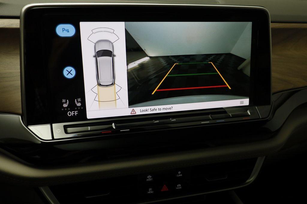 new 2026 Volkswagen Atlas car, priced at $46,308