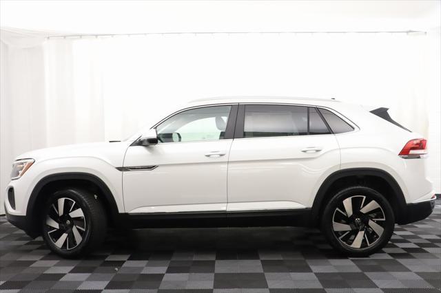 new 2024 Volkswagen Atlas Cross Sport car, priced at $43,820