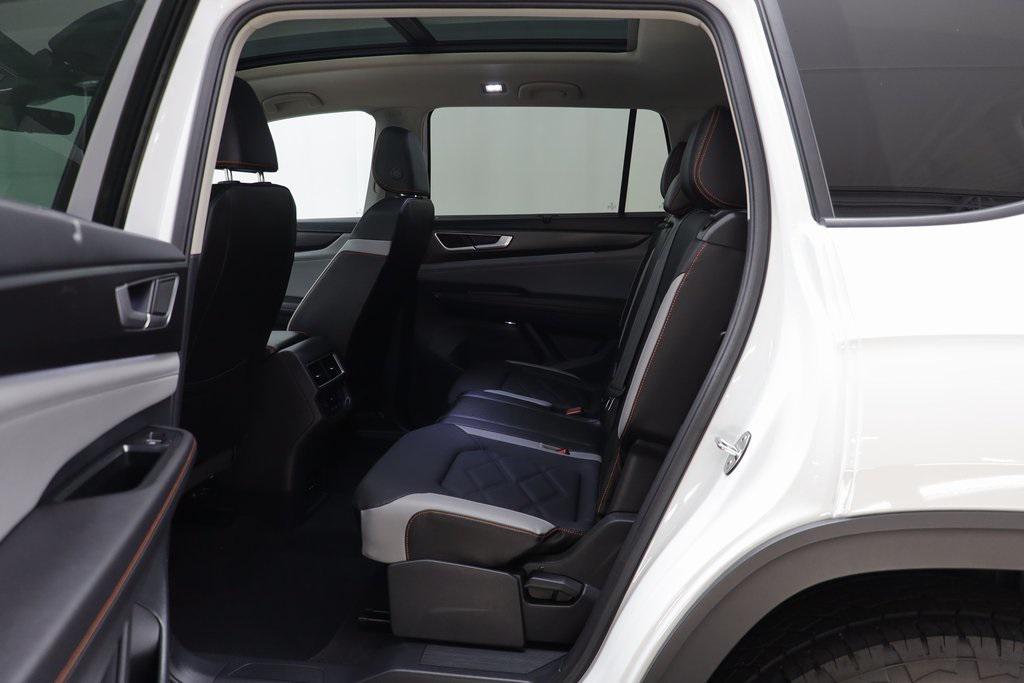 used 2025 Volkswagen Atlas car, priced at $37,141
