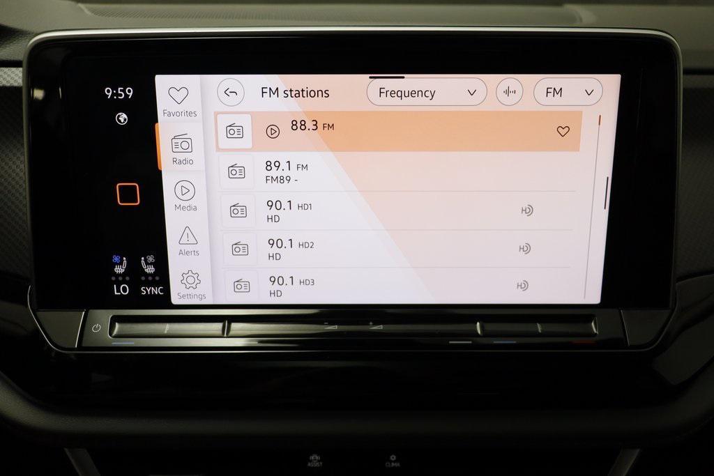 used 2025 Volkswagen Atlas car, priced at $37,141