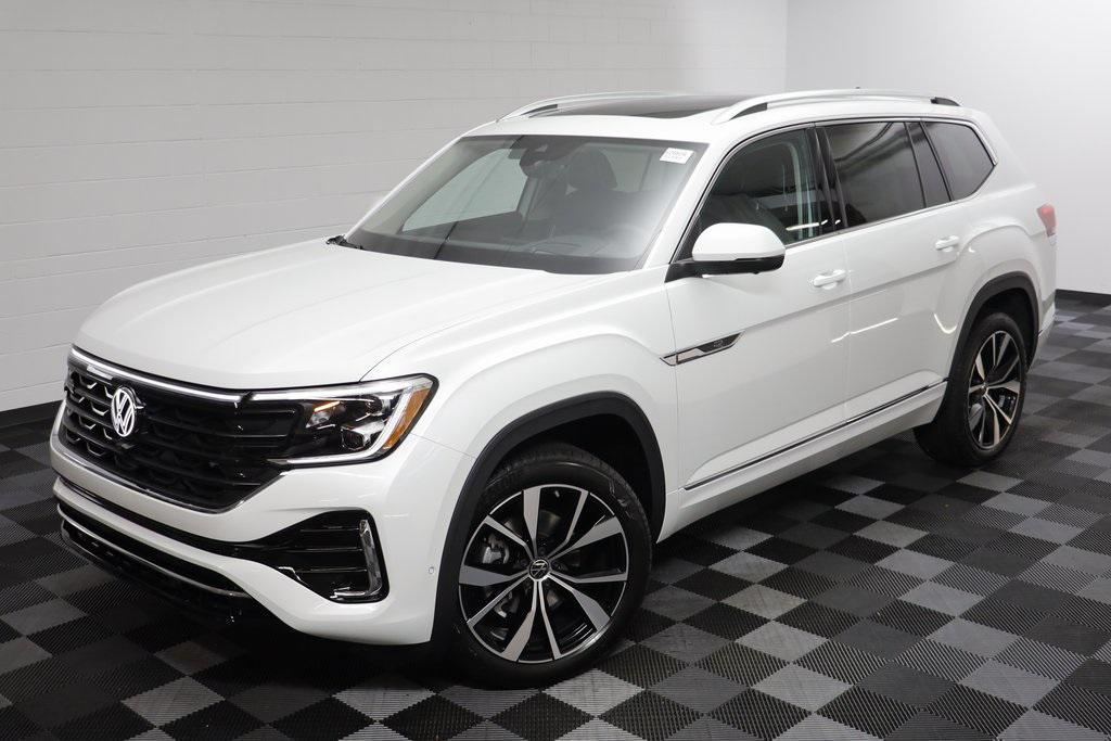new 2026 Volkswagen Atlas car, priced at $53,979