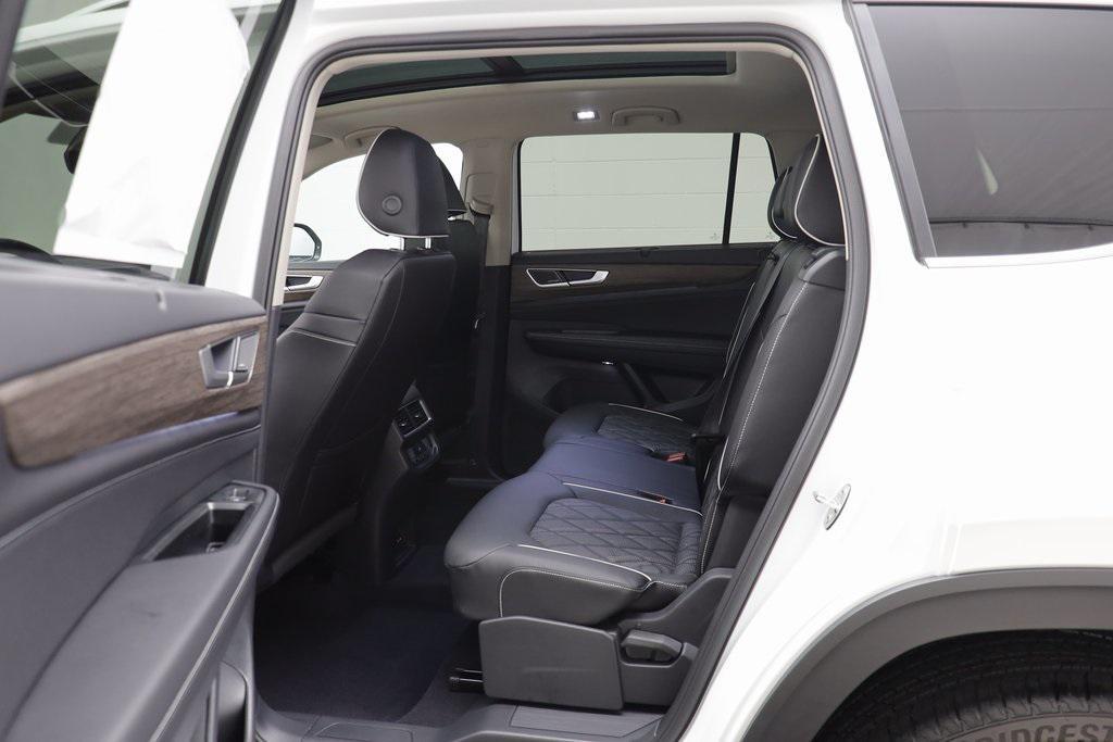 new 2026 Volkswagen Atlas car, priced at $53,979