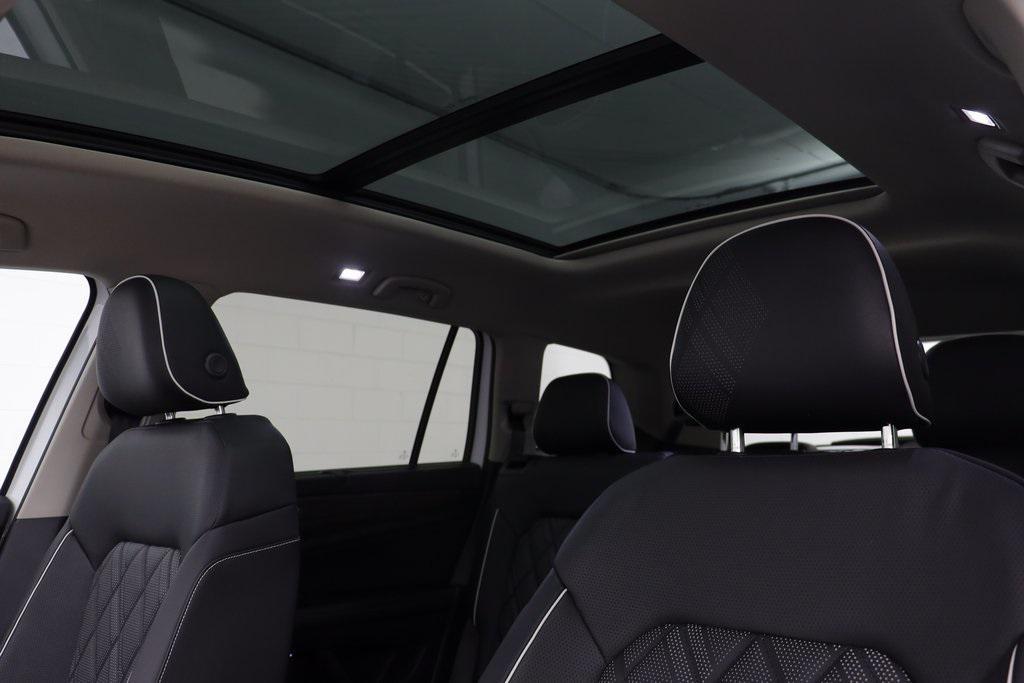 new 2026 Volkswagen Atlas car, priced at $53,979