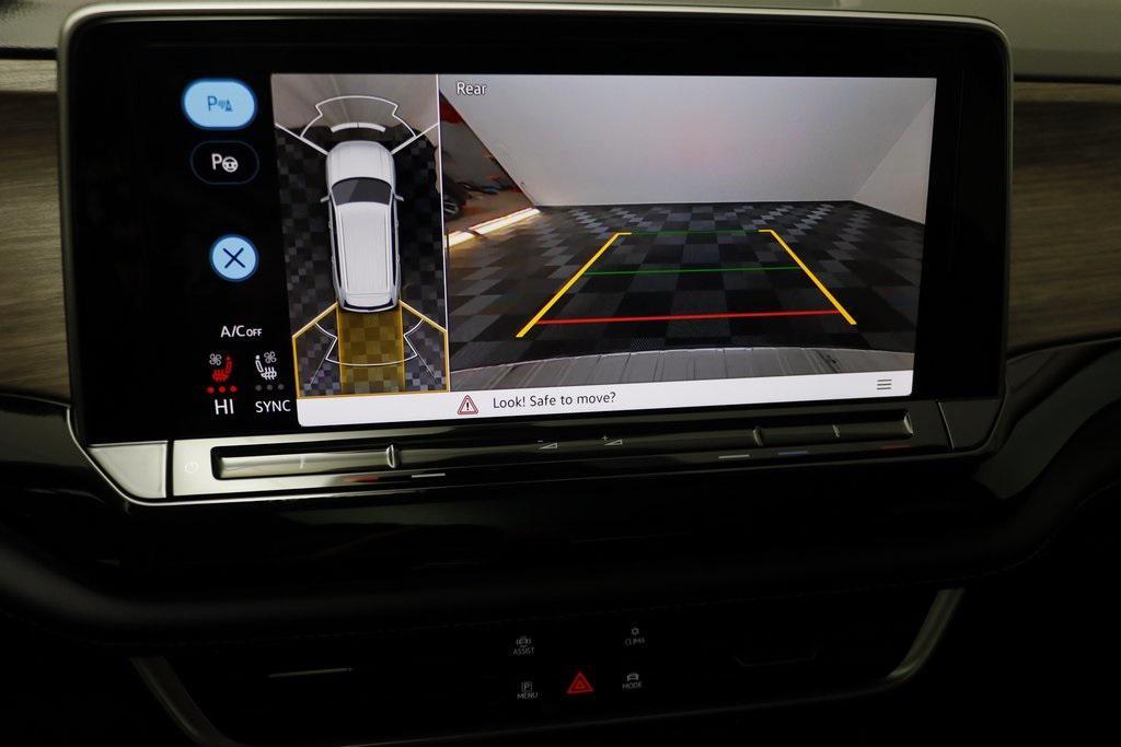 new 2026 Volkswagen Atlas car, priced at $53,623