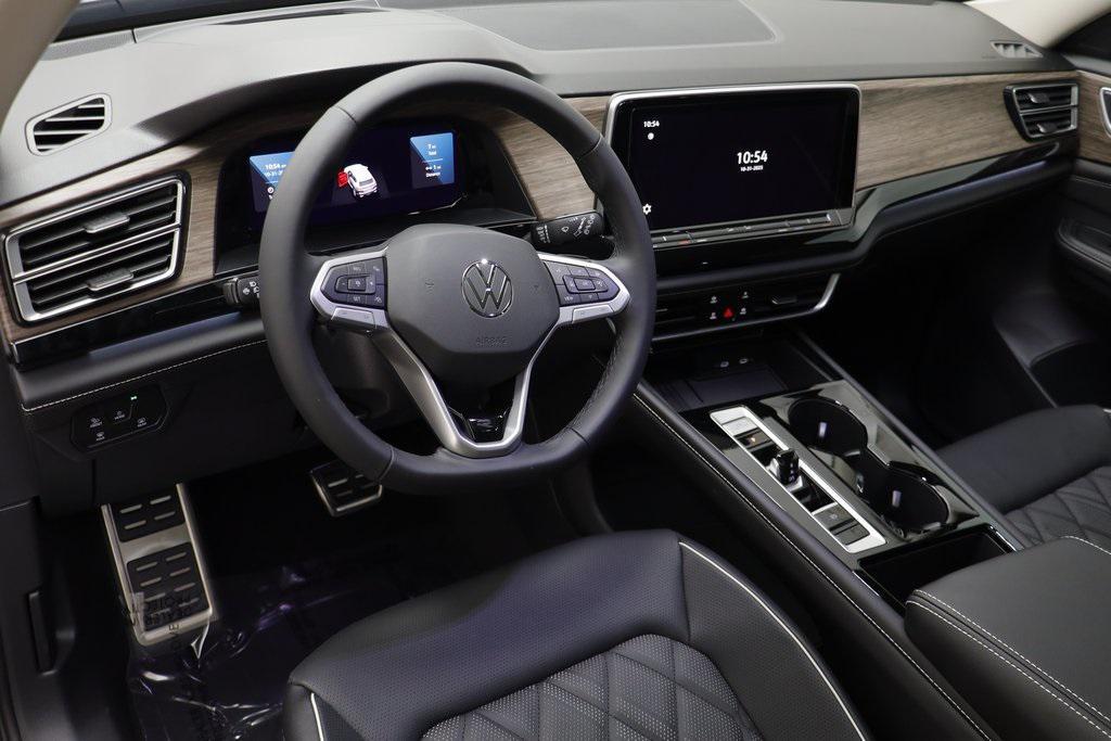 new 2026 Volkswagen Atlas car, priced at $53,623
