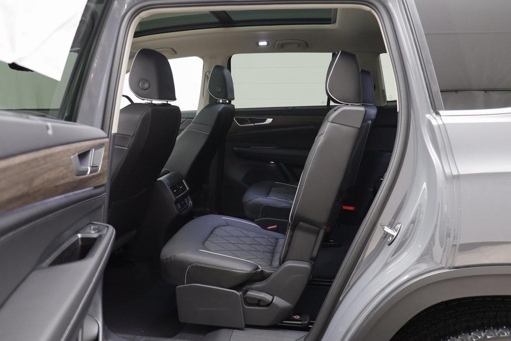 new 2026 Volkswagen Atlas car, priced at $53,623